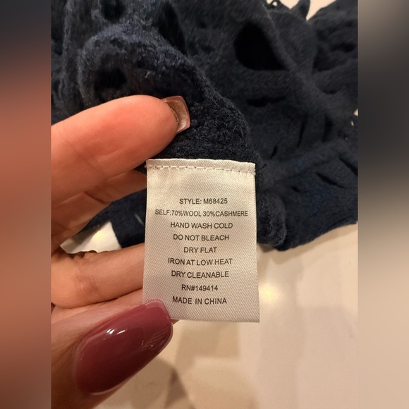 NWT Johnny Was “The Crochet Pullover” – Size X-Large - Picture 5 of 7